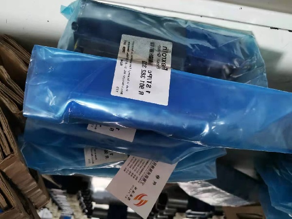 力士乐高频响方向阀4WRPEH6CB24L-3X/M/24A1