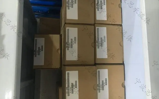 穆格伺服驱动器G122-828B017