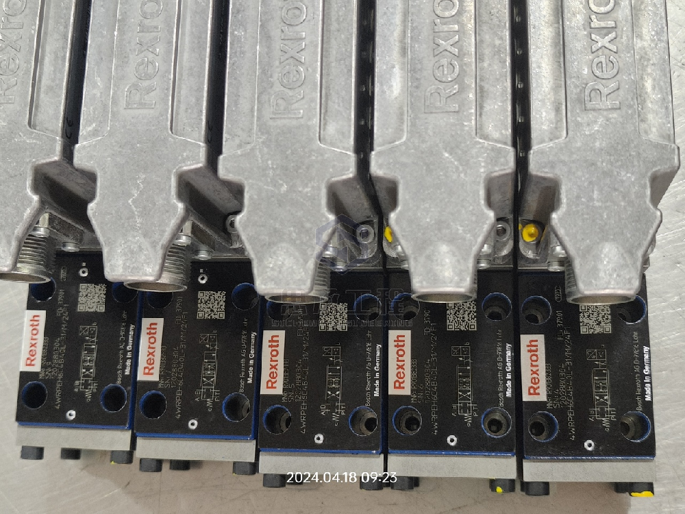 Rexroth比例方向阀4WRPEH6C3B40L-3X/M/24A1